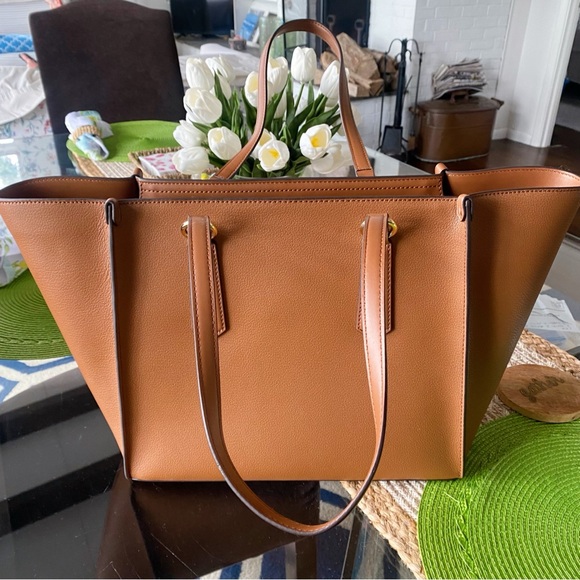 👜 MICHAEL KORS TAN LEATHER LARGE KRIS LUGGAGE TOTE! - Picture 6 of 15